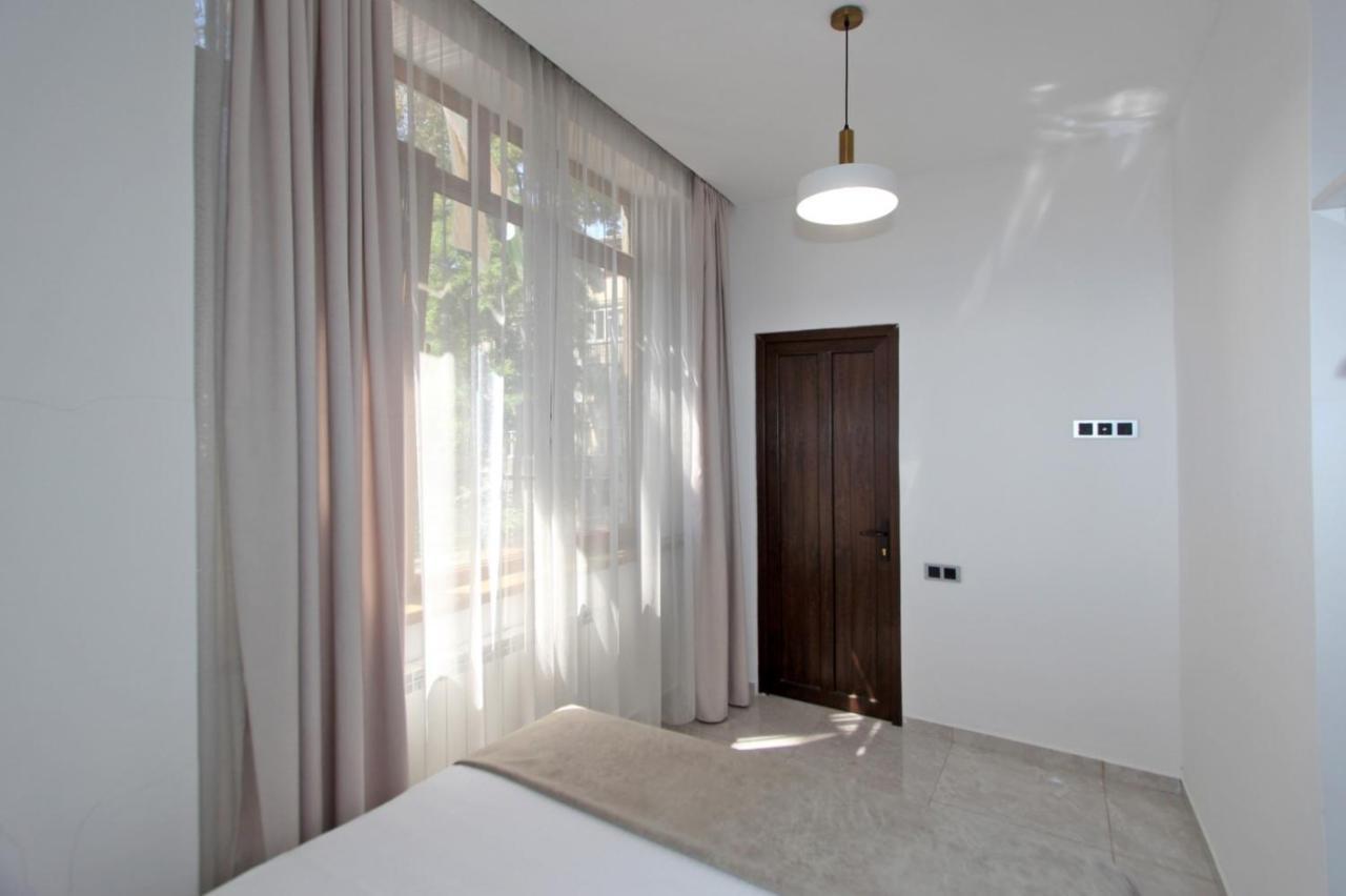 Appartment Lux, 2 Bedroom Yerevan Ngoại thất bức ảnh
